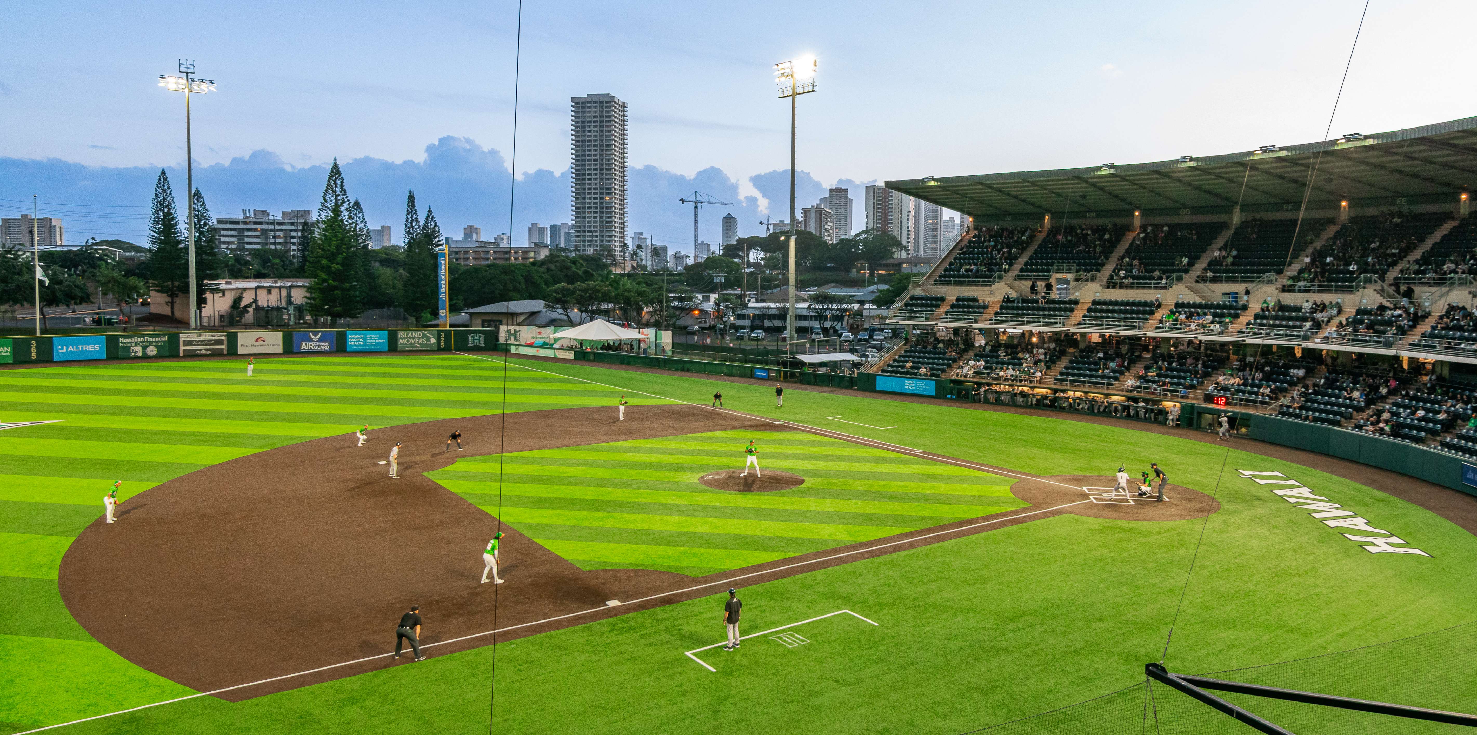 Les Murakami Stadium